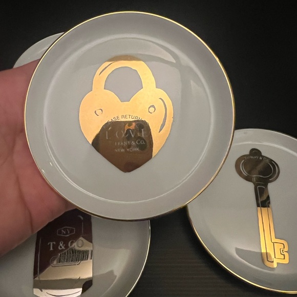 Tiffany and Co. Round Dish Rings - Picture 6 of 8